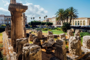 'Syrakusassa päivässä: Täydellinen kiertoajelu sisilialaisten makujen maistelun kera'.