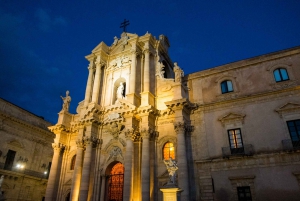Siracusa: Paseo del Primer Descubrimiento de Ortigia y Tour de Lectura