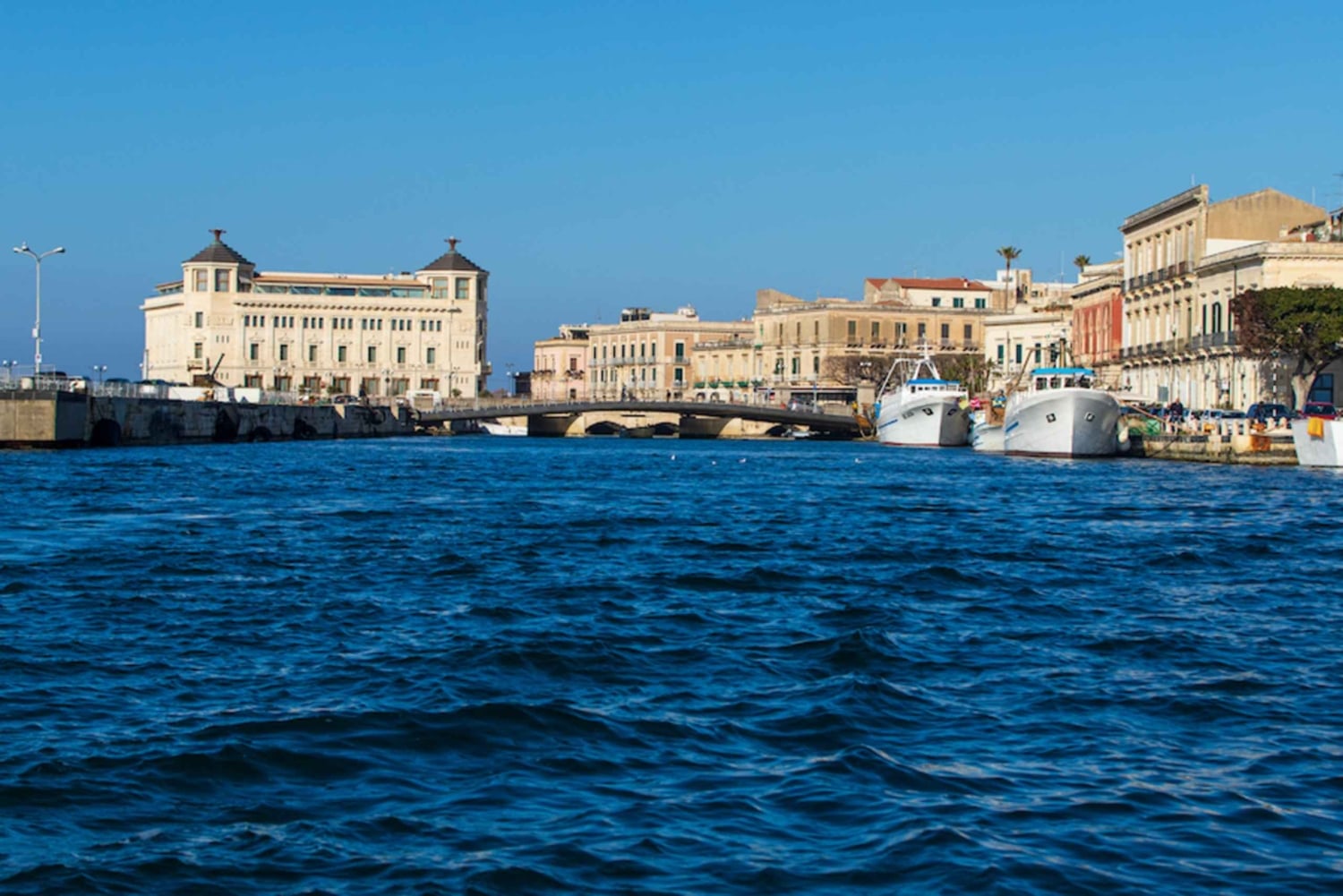 Syrakusa: Ortigia Island båttur med lunch och vin