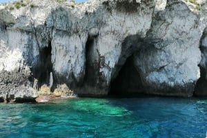 Syracuse : Excursion en bateau sur l'île d'Ortigia avec les grottes marines