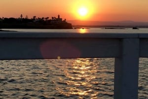 Syracuse: Sunset cruise including aperitif and swim stop