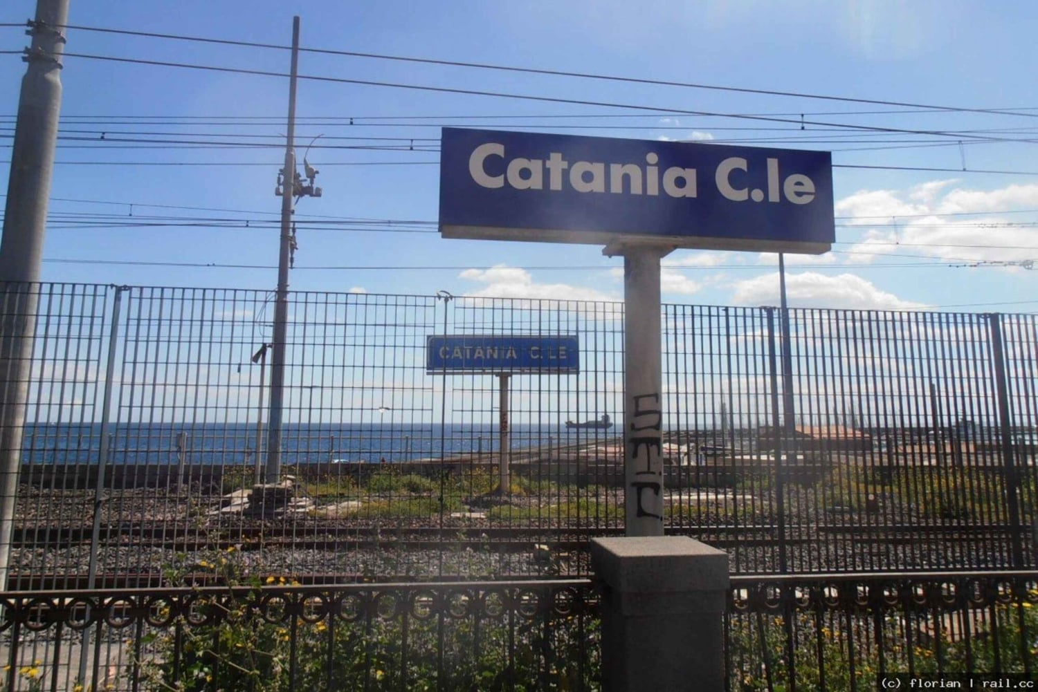 シラキュース：カターニア行き/カターニア発の鉄道チケット