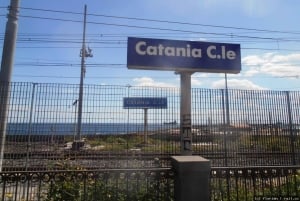 シラキュース：カターニア行き/カターニア発の鉄道チケット