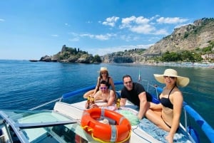 Taormina and Giardini Naxos 3/5/7 hours by PRIVATE BOAT