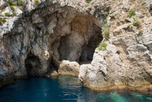 Taormine : tour avec les dauphins et apéritif au coucher du soleil en bateau