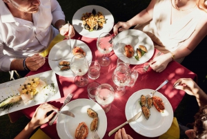 Taormine : visite à pied en petit groupe pour découvrir la gastronomie et le vin