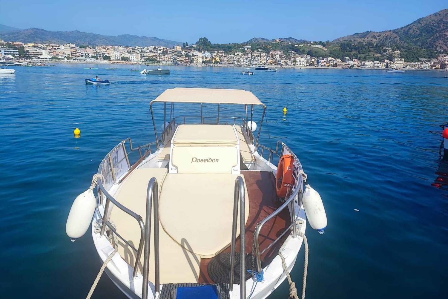 Taormina Giardini Naxos: Boat Tour with Aperitif & SwimMasks