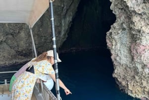 Taormina Giardini Naxos: Bootstour mit Aperitif & Schwimmmasken