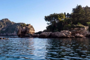 Taormina: Guided Boat Tour with Snacks and Swim Stop