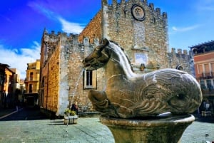Taormina: Guided Walking Tour