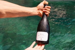 Taormina: Isola Bella Tour with Swimming, Fruit and Prosecco