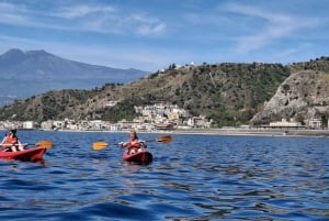 Taormina: Kajakkutflukt med guide til Isola Bella