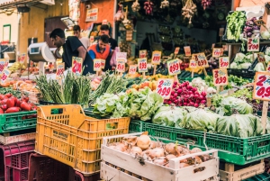 Taormina: Market Tour with Cooking Class in Local Home