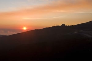 Taormina: Tour zum Sonnenuntergang am Ätna mit Höhlenbesichtigung und Verkostung