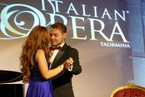 Taormina: Operaforestilling i Nazarena-teateret