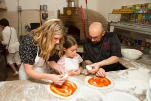 Taormina: Aula de fabricação de pizza