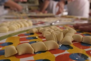 Taormina: Sycylijska lekcja gotowania i wycieczka po targu