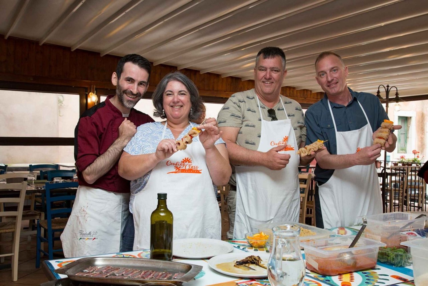 Taormina: Siciliansk matlagningskurs med besök på lokal marknad