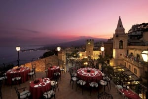Taormina: Sunset Walking Tour & Aperitif on Rooftop Terrace