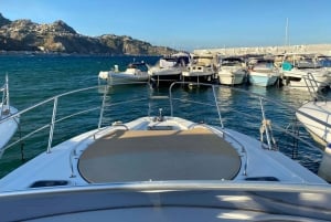 Taormina: unvergessliche private Tour auf der Yacht