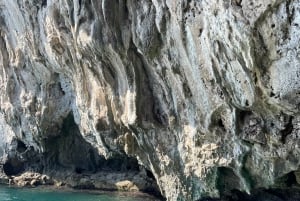 Boat tour of Pillirina, sea caves and Ortigia Island