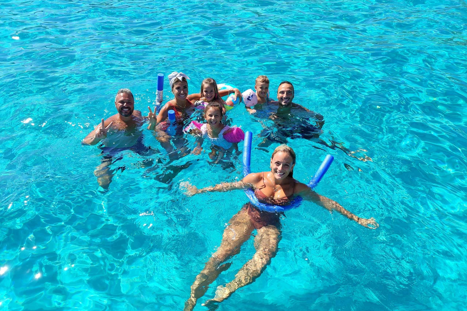 Trapani: tour in barca di favignana e levanzo