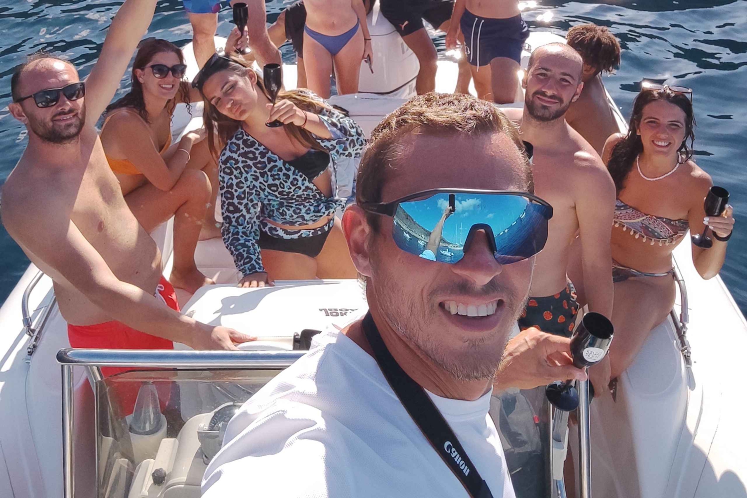 Trapani: tour in barca di favignana e levanzo