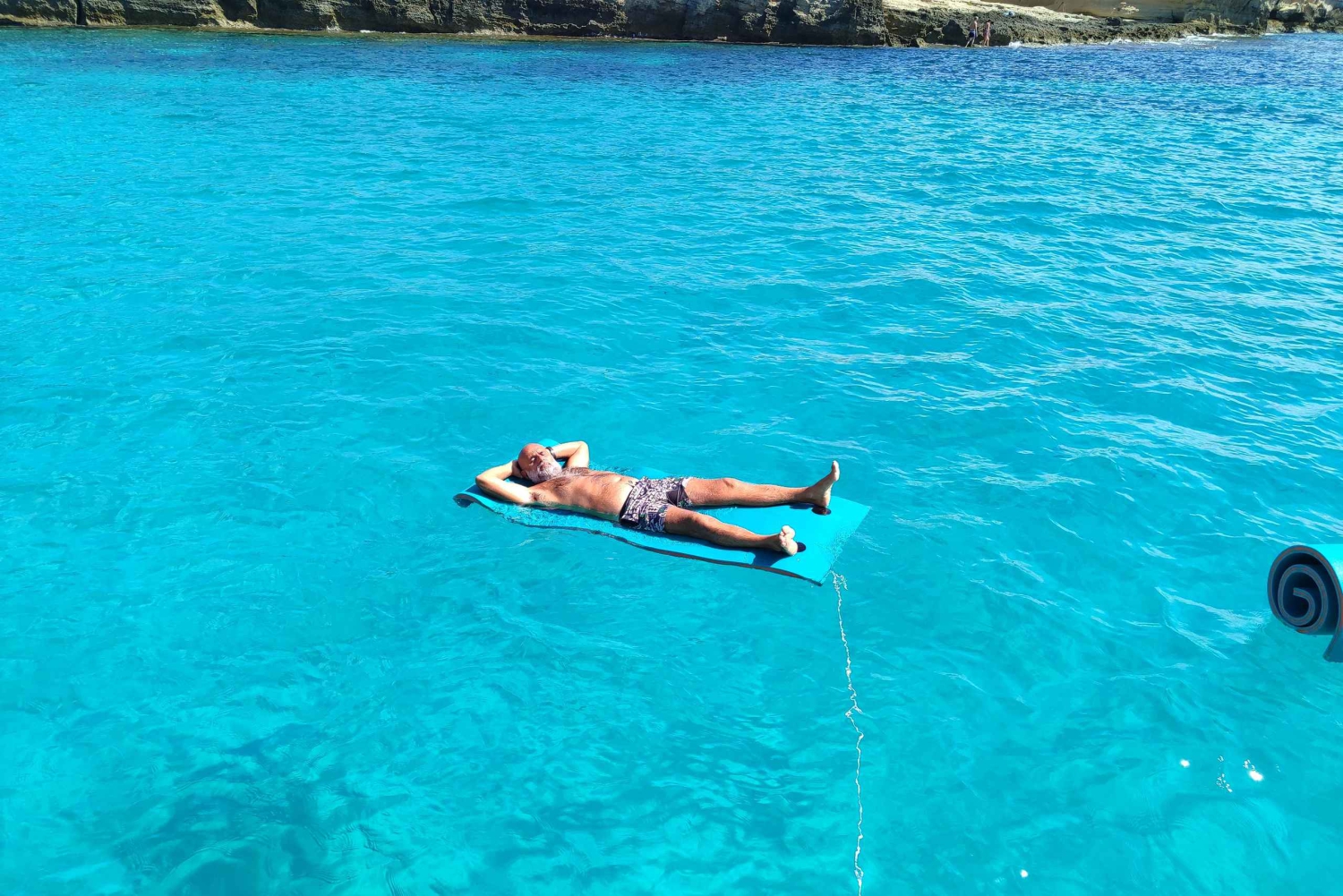 Trapani: tour in barca di favignana e levanzo