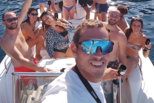 Trapani: tour in barca di favignana e levanzo