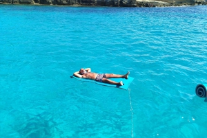 Trapani: tour in barca di favignana e levanzo