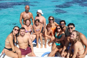 Trapani: tour in barca di favignana e levanzo