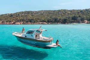 Trapani: passeio de barco híbrido por Favignana e Levanzo com aperitivo