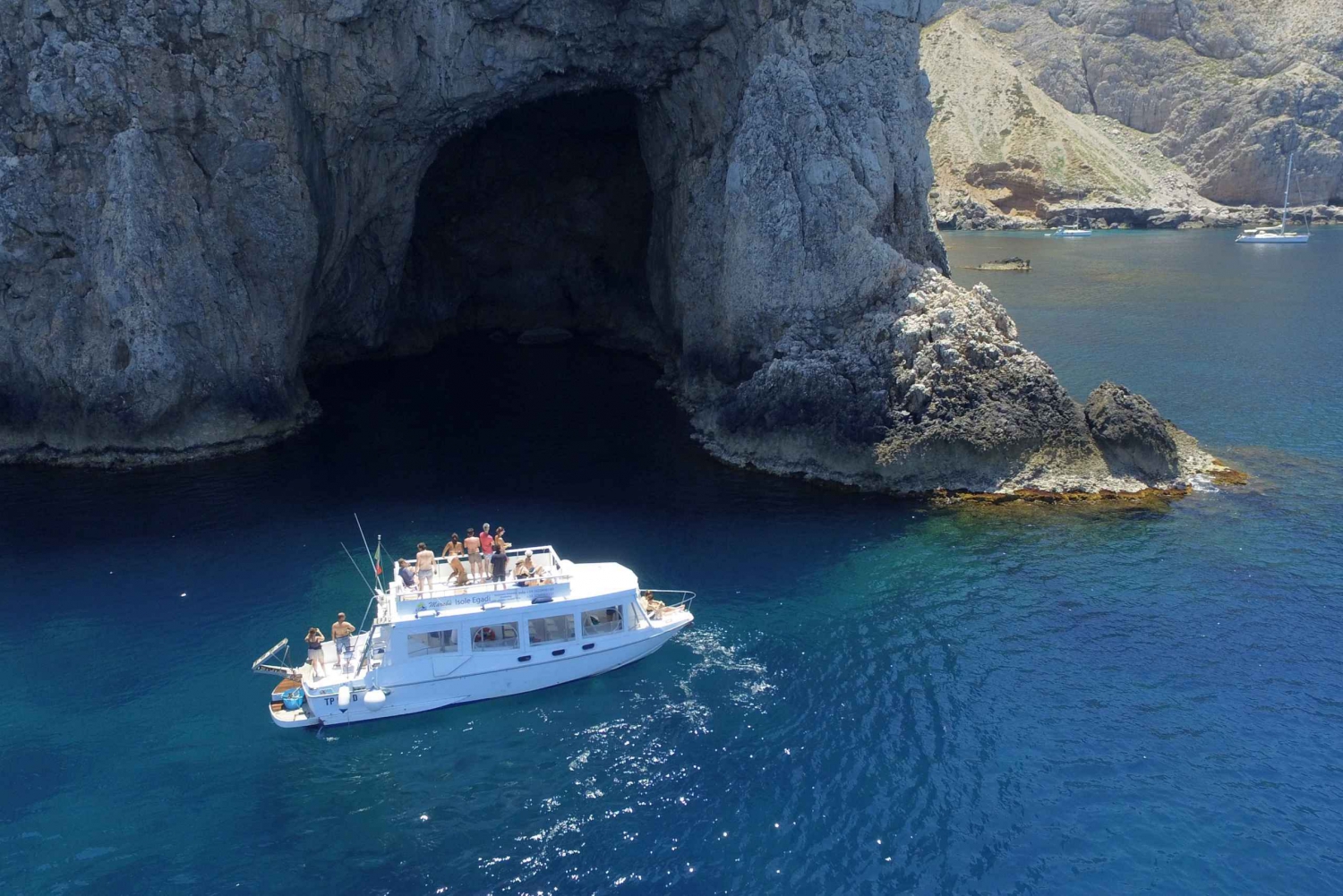 Trapani: Marettimo Island and Sea Caves Boat Tour with Lunch