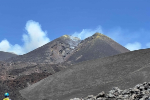 Trekking a 3000 metri sull'Etna