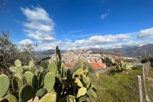 Trekking del Borgo in the village