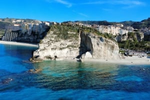 Tropea: 4 tunnin yksityinen purjehdusretki.
