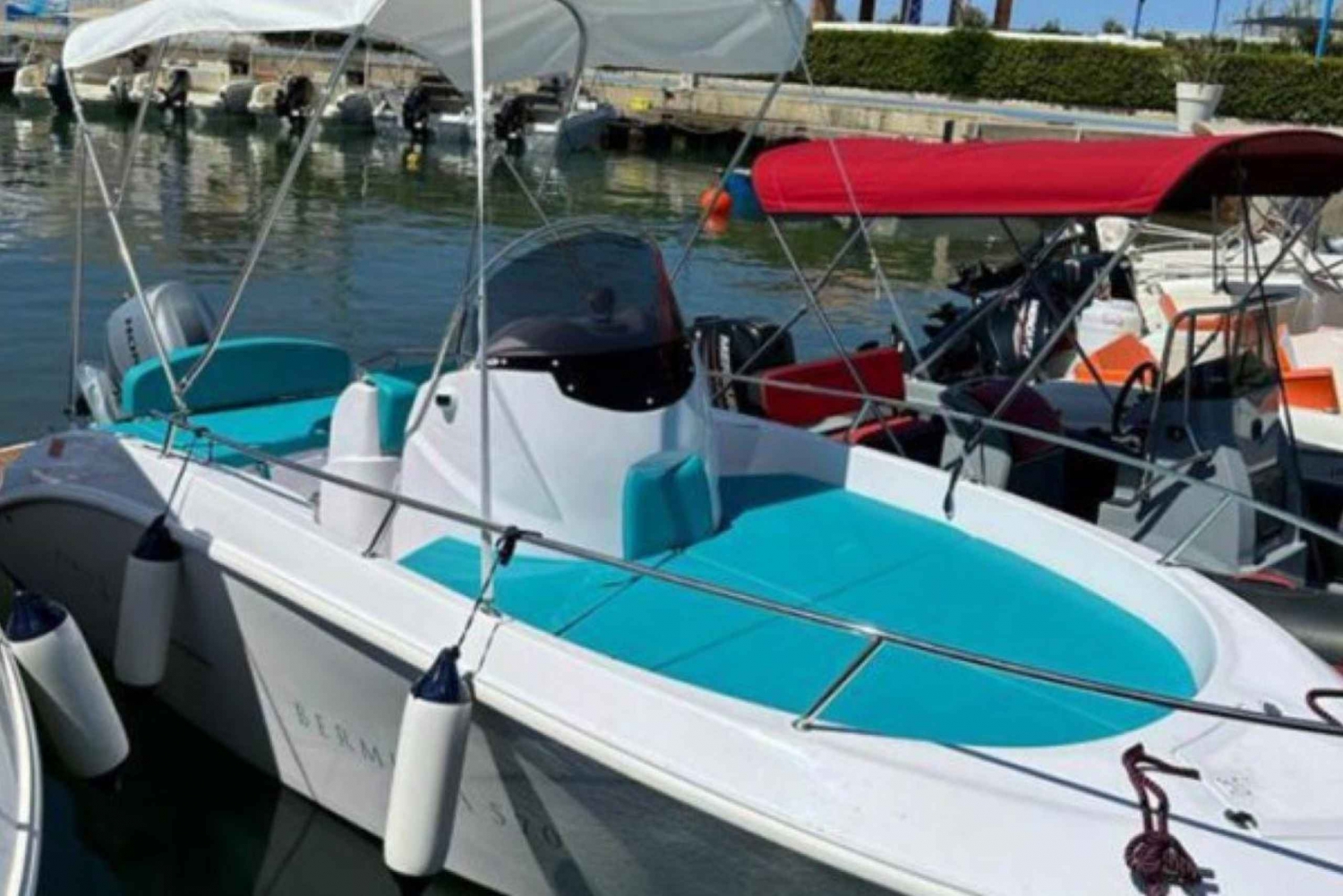 Tropea: Fabulous Boat Rental - No boat license needed