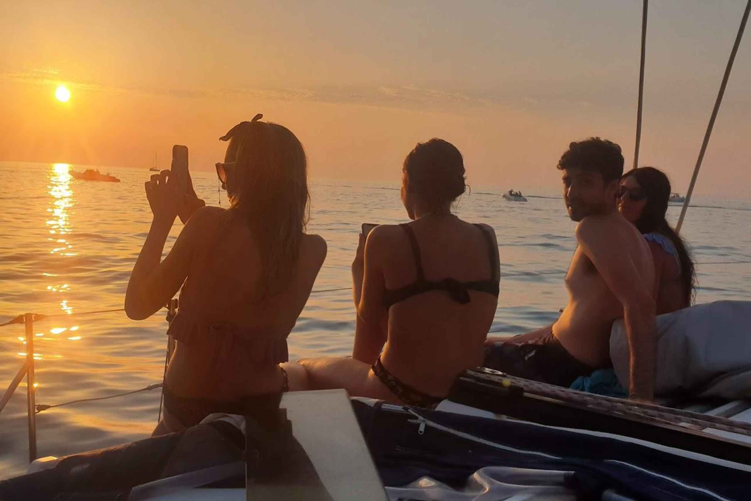 Tropea: Aperitivo ao pôr do sol em um barco a vela