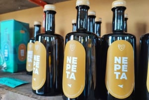 Val di Noto å smake: Matlagingskurs og Nepeta-likører