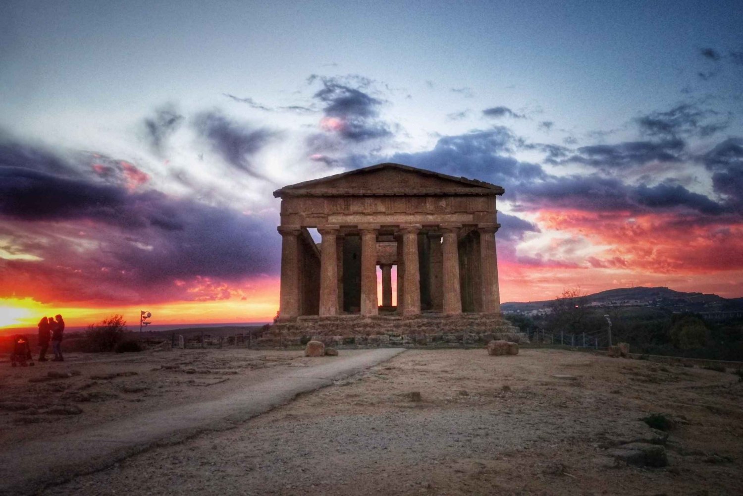 Valley of the Temples at sunset and Wine Tasting at night