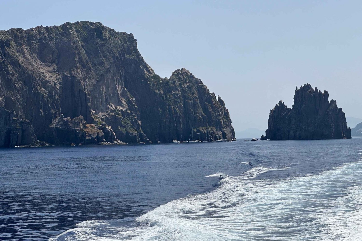 Von Tropea: Vulcano Lipari Sciara bei Tag