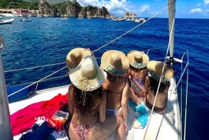 Zingaro Nature Reserve: daily sailing cruise with lunch.