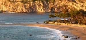 Mazzarò bay in winter by L. Strano