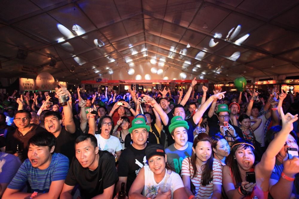 Crowds enjoy the bands at Beerfest Asia