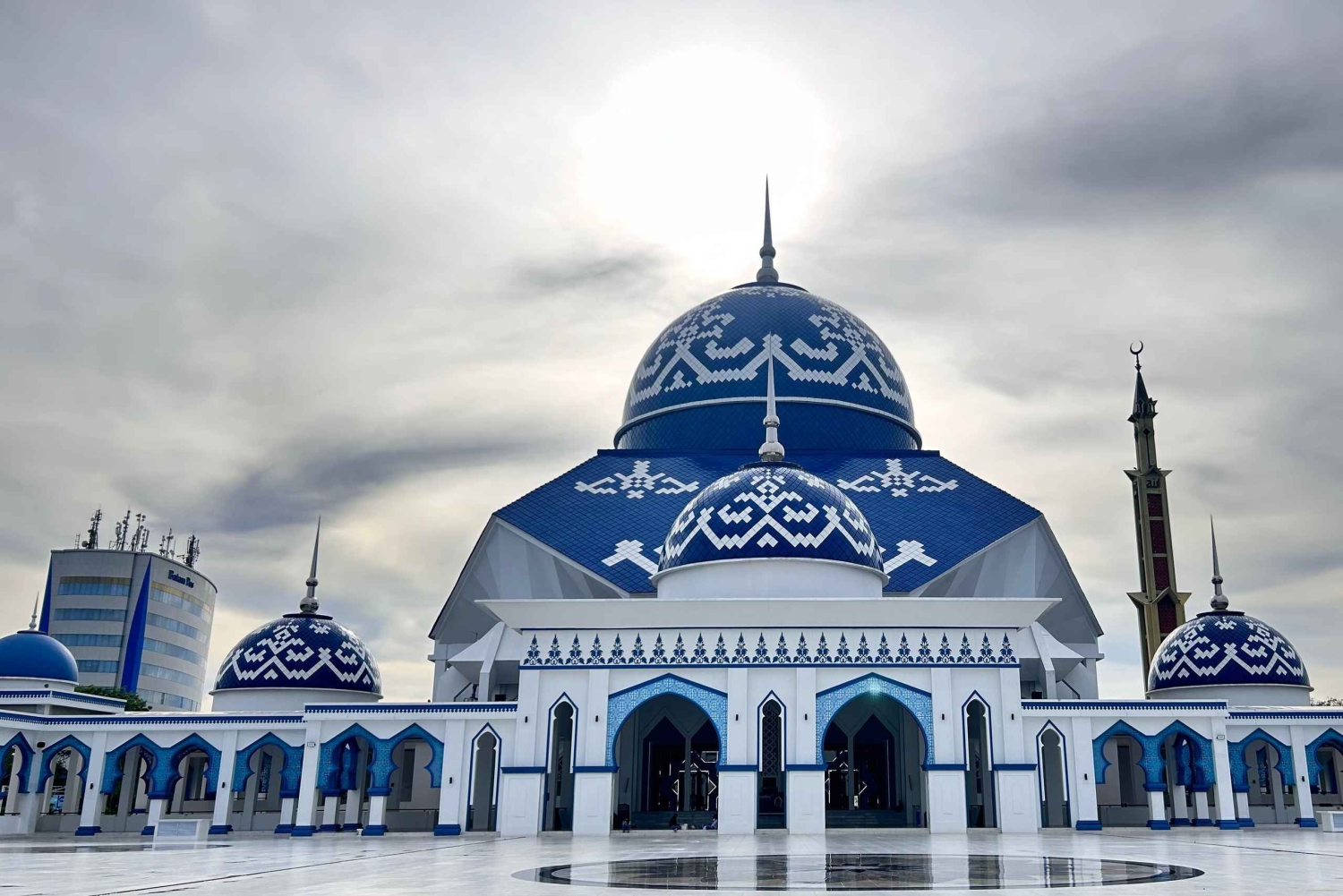 Muslimvänlig tur i Batam med biljett till Singapore och lunch