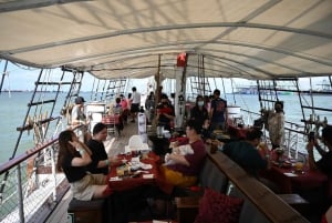 Breakfast Cruise onboard a Tall Ship Royal Albatross