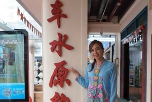 Experience Nyonya Culture: Monthly Peranakan Themes