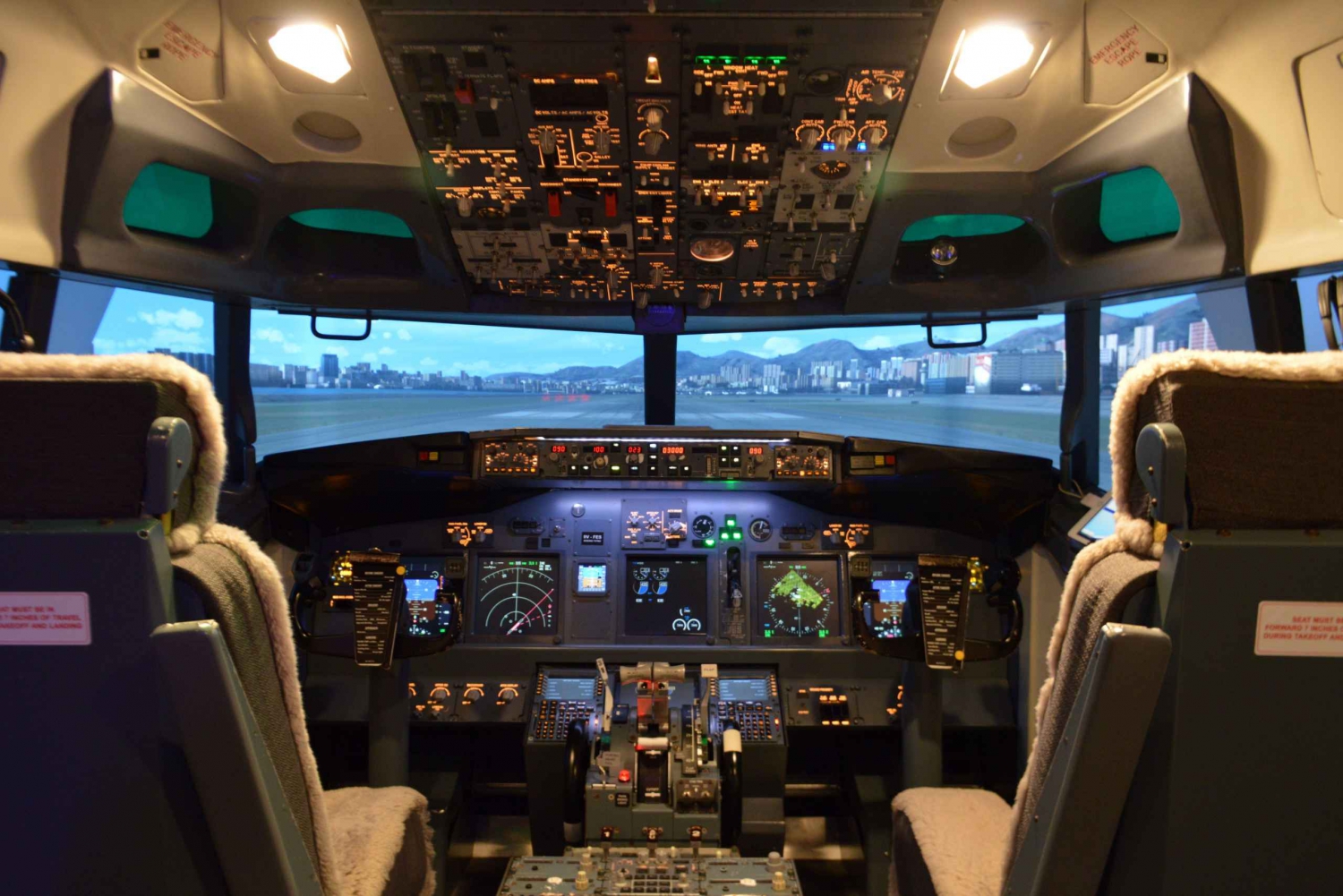 Singapore: Flight Simulator Experience