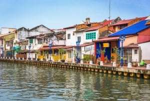 From Singapore: Transfer to Malacca (Melaka), Malaysia