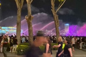 Glow with the Flow: l'esperienza del fiume illuminato di Singapore